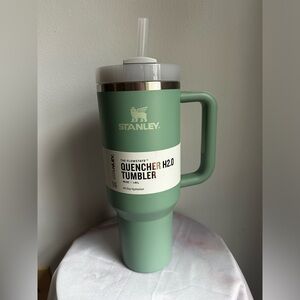 Stanley Quencher H2.0 FlowState Tumbler 40oz (Eucalyptus)